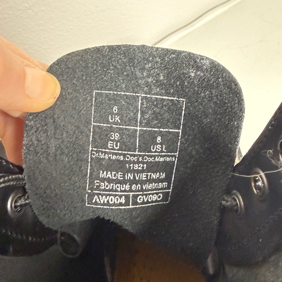 Dr Marten 11821 black boots size 8 - Picture 6 of 8